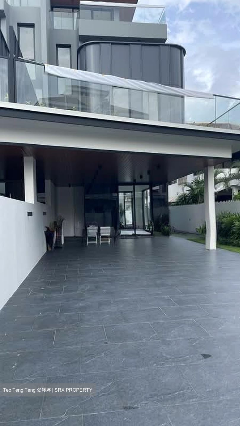 Parry Avenue (D19), Semi-Detached #563175411